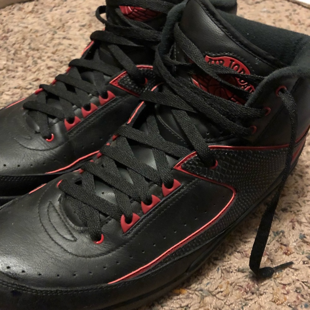 Jordan 2s